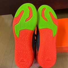 サッカー✳︎トレーニングシューズ
の画像