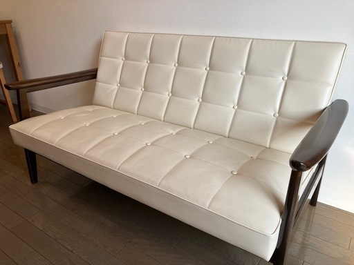 【取引者確定済】カリモク60  アイボリー Kチェア2シーター