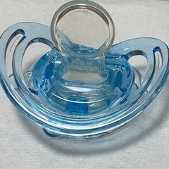 【美品】NUK 光るおしゃぶりの画像