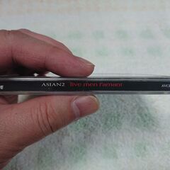 ♠　five men l'amant ASIAN2 　　信州松本から飛び出したリアルロックバンドAsian2の1stアルバム。 業界新機軸となるプロマーシャルにて話題沸騰。 彼らの真価が発揮される待望のフルアルバムです。の画像