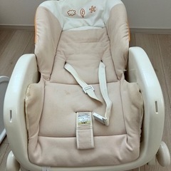 【値下げしました】コンビ　プルメアS