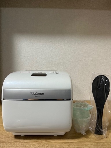 象印　炊飯器　5.5合炊き　炎舞炊き　白