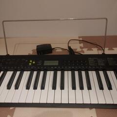 電子ピアノ カシオ Casiotone CTK-240 AC電源と乾電池の2電源対応 見やすい液晶画面

の画像