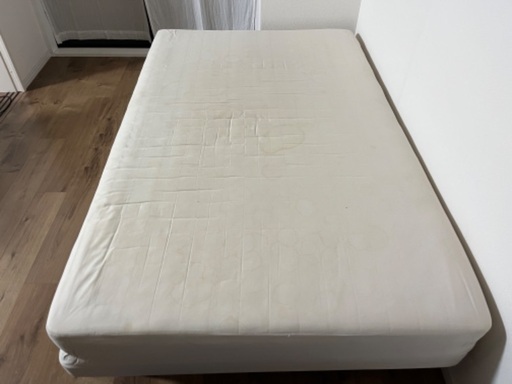 セミダブルベッド　無印良品