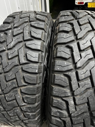 トーヨーオープンカントリーRT デイトナホイールセット　16インチ