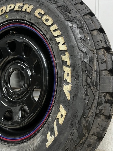 トーヨーオープンカントリーRT デイトナホイールセット　16インチ