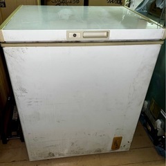 GE Appliances 電気冷凍庫 冷凍ストッカー 容量96...