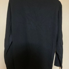 長袖　Ｖネック　黒　Mサイズの画像