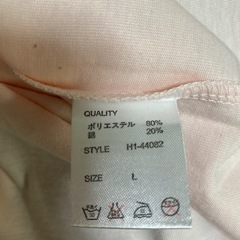 新品未使用メンズH.O.B ピンクTシャツピンクTシャツの画像