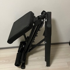 折りたたみ式トレーニングベンチ