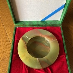 最終値引き新品❗️箱付き。大理石の灰皿