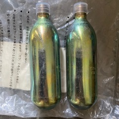 【格安】未使用！水草育成CO 2ボンベ2本の画像