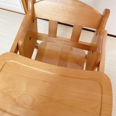 折りたたみ　ローチェア　ベビーチェアの画像