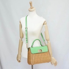 kate spade 青かごバッグの画像