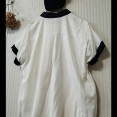 ユニクロ　シャツ　L 美品　ネイビーオフホワイト　バイカラー　レーヨンの画像