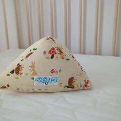 【美品！】ベビハグ　M　向きぐせ防止クッション　絶壁　斜頸　ベビーグッズの画像