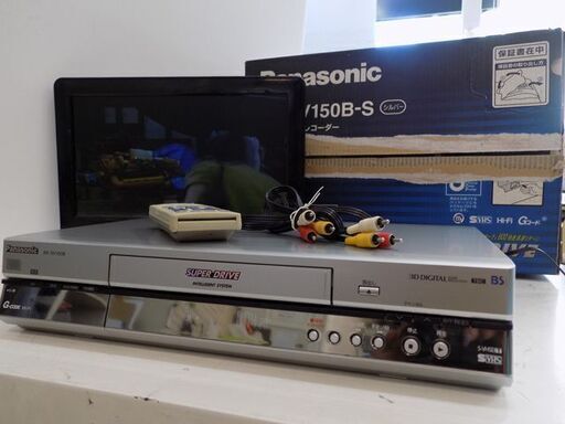 Panasonic SVHS ビデオデッキ NV-SV150B-S ビデオカセットレコーダー 2004年製 リモコン付き/2775