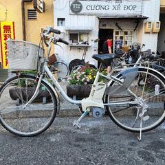 電動自転車　２６インチ　バッテリー　充電器　付き　３変速　シルバ...