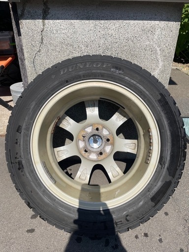社外アルミ付きスタッドレスタイヤ　ウィンターマックス2 185/60/r15 2020〜2022年製