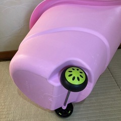 KIDDIES GO     ポリプロピレン製のキャスター付きオモチャ箱の画像