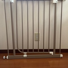 ベビーガード白1点の画像