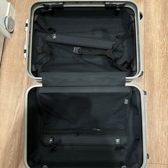 スーツケースの画像