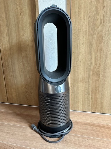 ファンヒーター dyson hp04
