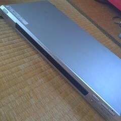 SONY　DVD プレーヤーーNS53P リモコン付

