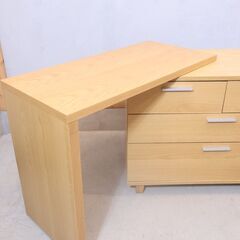インテリアショップACTUS(アクタス)で取り扱われていたFB 3段チェスト＆テーブルです。ドロワーとしてはもちろん、サポートテーブルをスライドさせてデスクとしても使用できます。