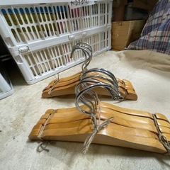 木製ハンガーキッズサイズの画像