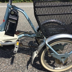 ブリジストン　アシスタワゴン　三輪電動アシスト自転車の画像