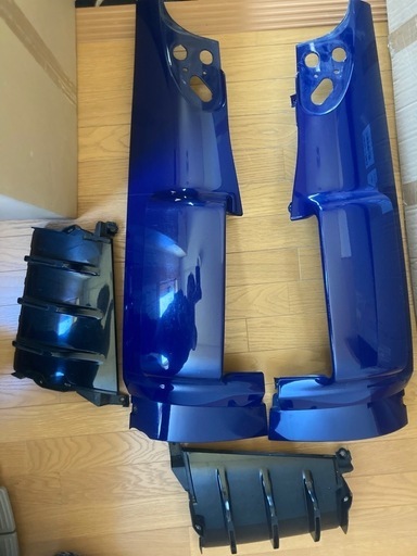 いすゞ　ギガ　コーナーパネル