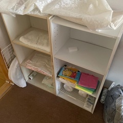 カラーボックス、ホワイト　二つセット　3段