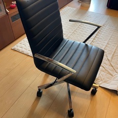 デスクチェアの画像