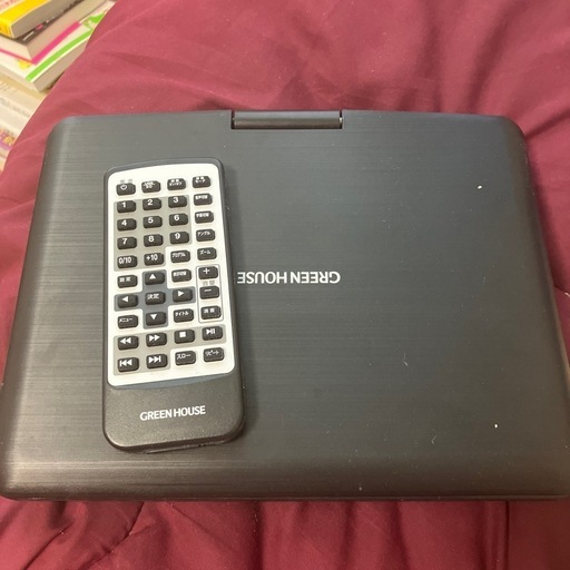 GREEN　HOUSE のDVDプレイヤーとリモコン