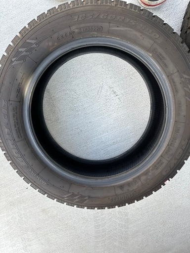 TOYO スタッドレスタイヤ Garit GIZ 185/60R15