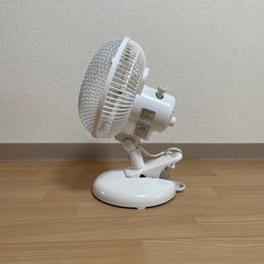 クリップ式ミニ扇風機の画像