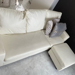 3人がけソファー(中古)🤍ホワイト🤍の画像