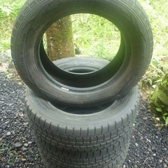215/60/16 DUNLOP スタッドレス