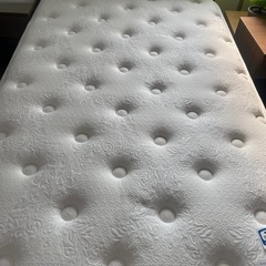 セミダブルベッド　セットの画像