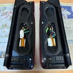 ハイエース テールランプ ヴァレンティ ウルトラ∑の画像
