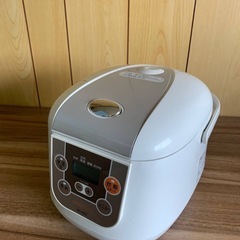 ⭐️シーシーピー炊飯ジャー⭐️ ⭐️BK-R60-WH⭐️