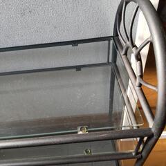 ガラスの棚の画像