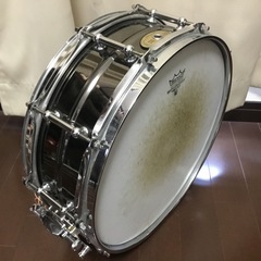 Pearl スネアドラム　14×5 ケース付きの画像