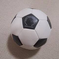 キッズ用サッカーボール４号の画像