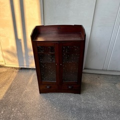 ガラス扉　アンティーク　キャビネット