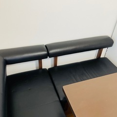 ダイニングテーブルの画像