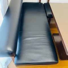 ダイニングテーブルの画像