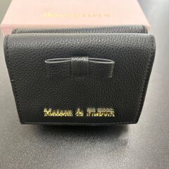 ☆ジモティー割引有☆　Maison de FLEUR/3つ折り財布