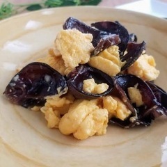 収穫前の早割‼️⭐️特選⭐️純国産生きくらげ【肉厚】の画像